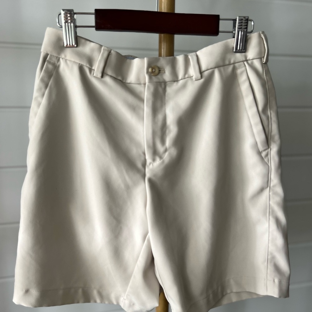 Peter Millar boys performance shorts, excellent condition.  No stains